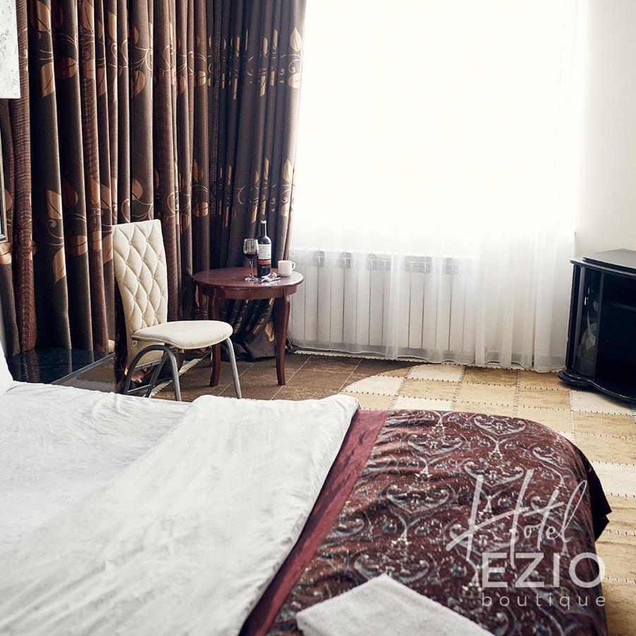 Hotel Ezio 키시나우 외부 사진